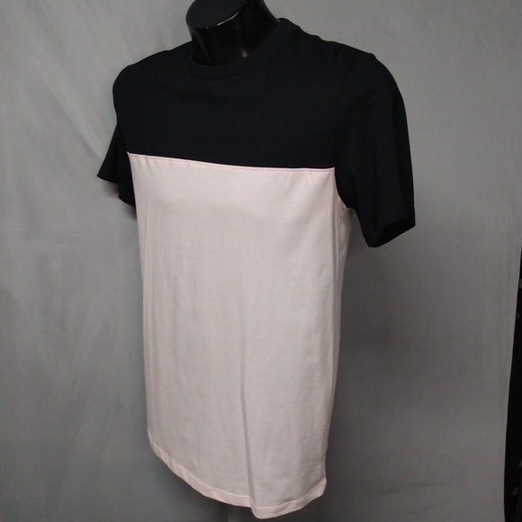 Pink and black color block shirt - Picture 3 of 3